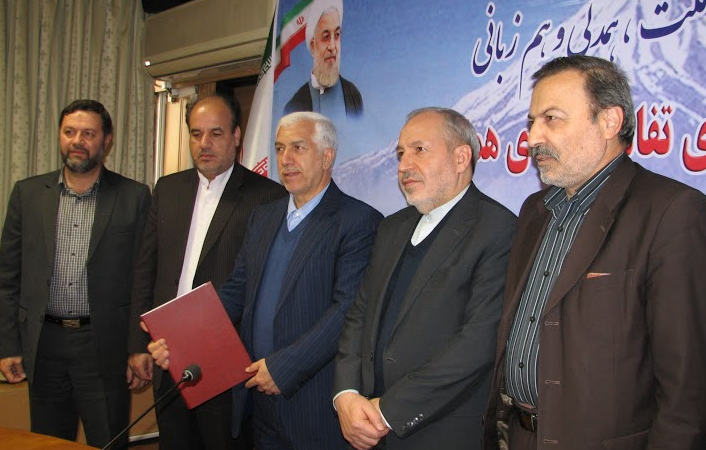 امضای تفاهم نامه همکاری بین دانشگاه جامع علمی کاربردی و وزارت آموزش و پرورش در سالن اجتماعات شهید رجایی وزارتخانه